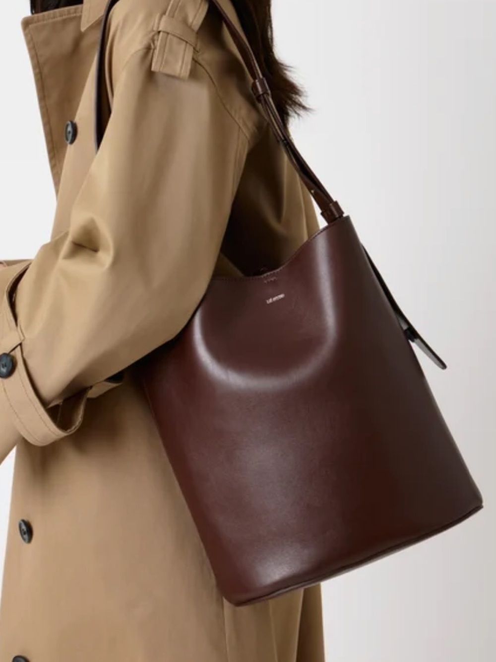 LIE STUDIO Norma Tote in Burgundy Leather - Picture 8 of 14